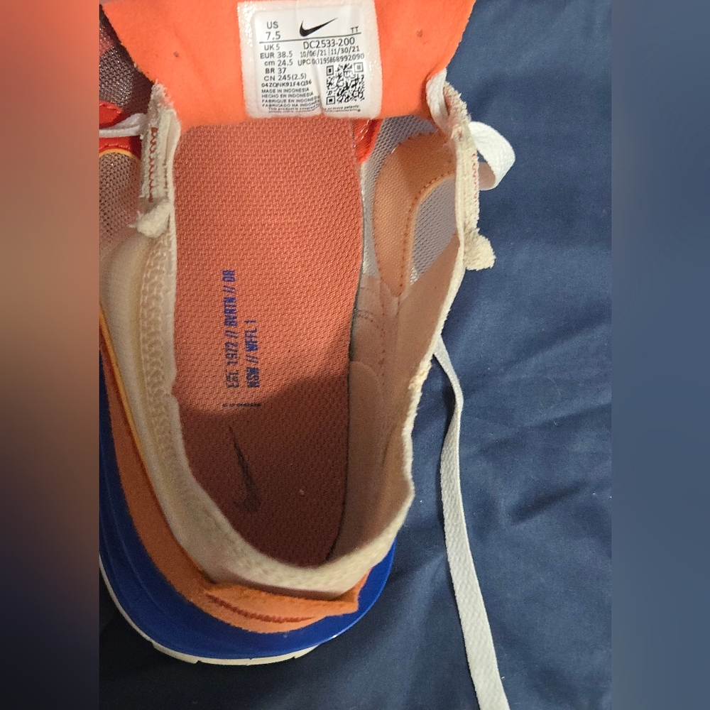 Nike Waffle One Casual Sneakers - Rush Orange and Pearl White - Women's Size 7.5 - Picture 7 of 8